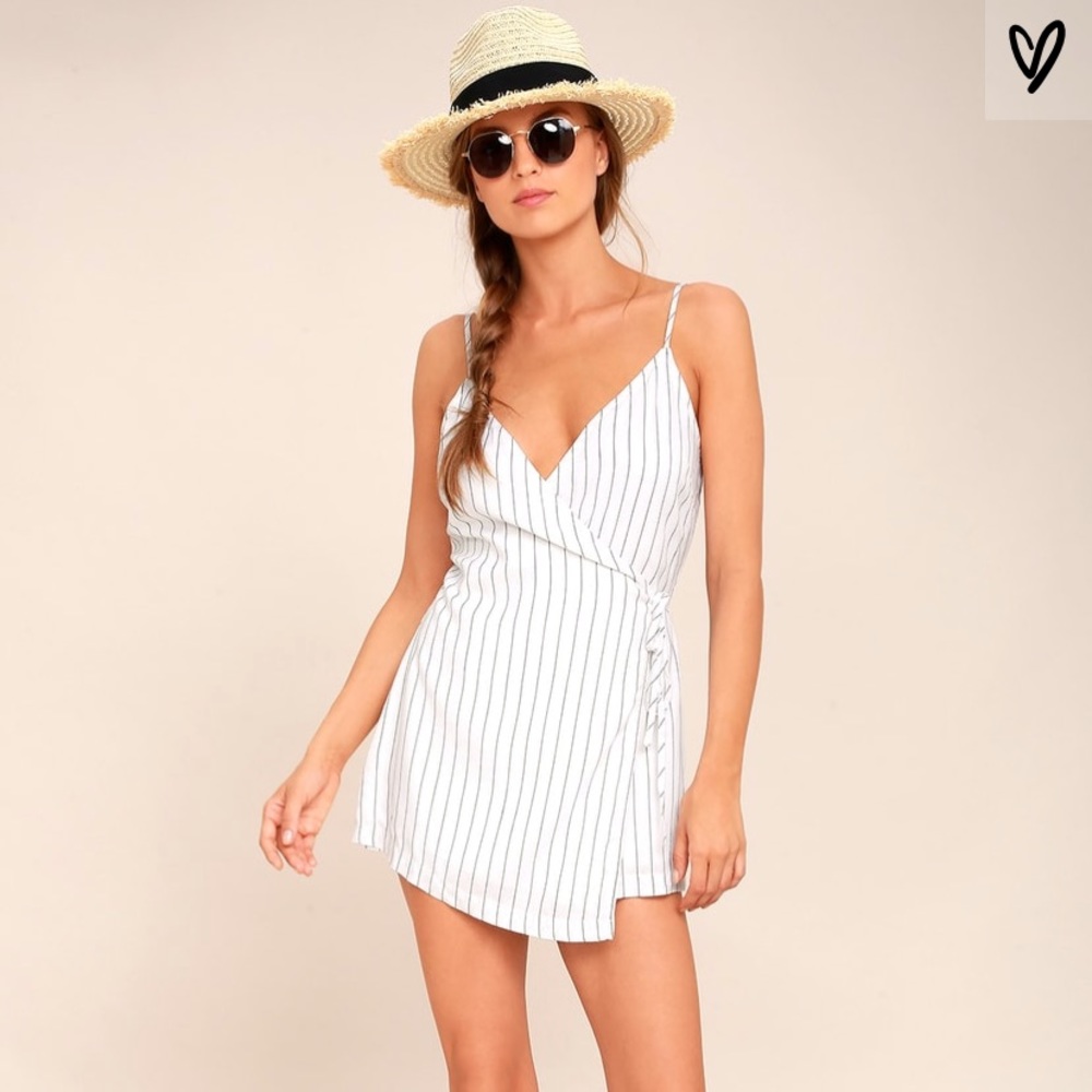 Lulu’s white striped romper